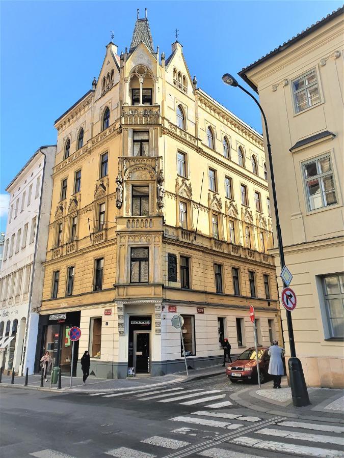 Reznicka Apartments Praga Exterior foto